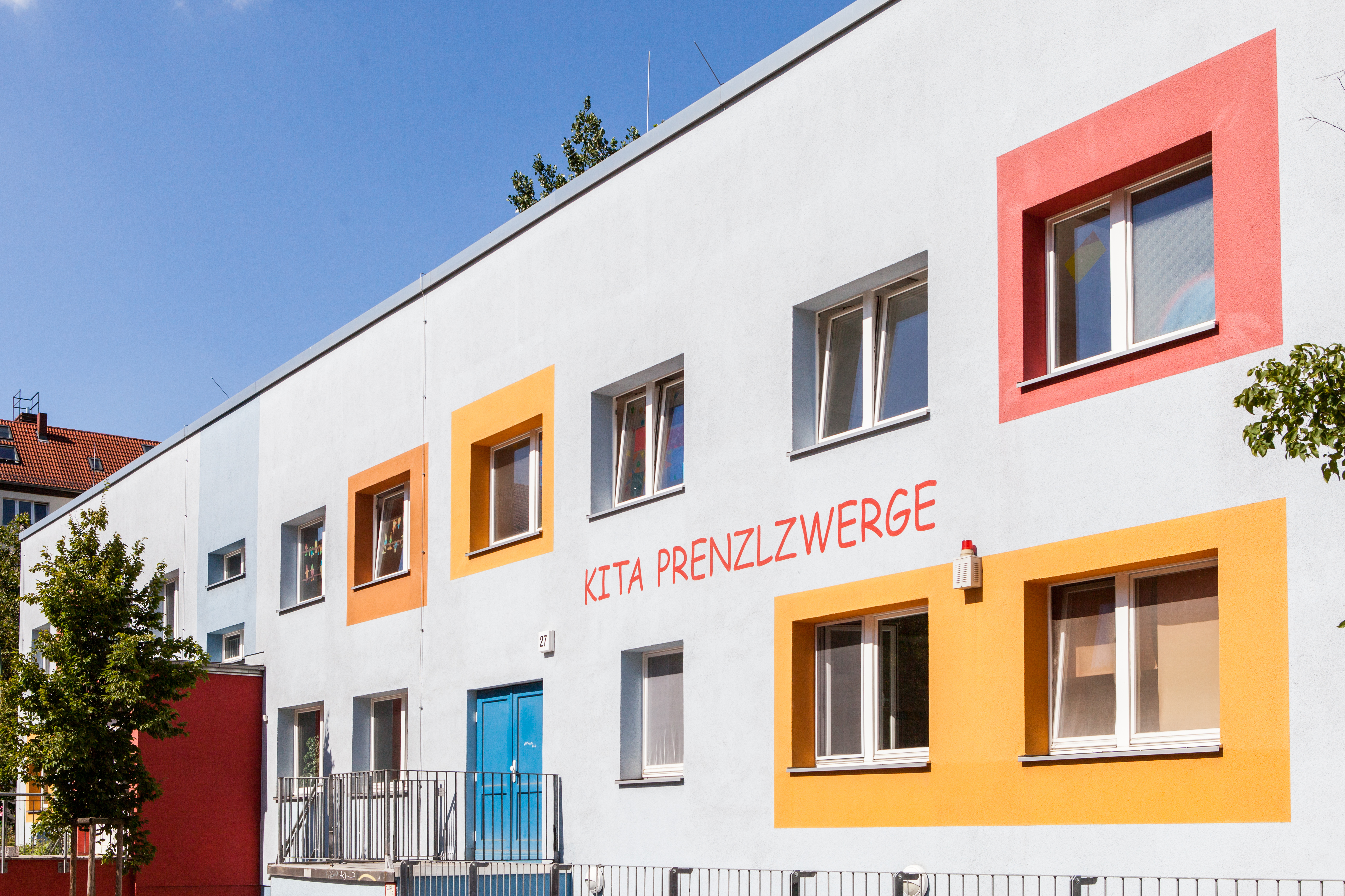 Foto Außenbereich Gebäude Kita Stahlheimer Straße