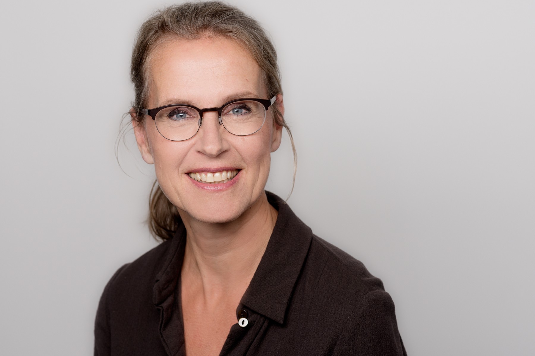 Porträtfoto von Anita Füner, Referentin Lehrkräfteausbildung und Lebenskunde-Lehrkraft.